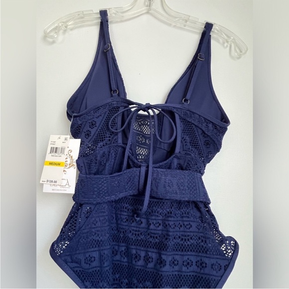 Becca swim NWT navy swim suit - Picture 6 of 10